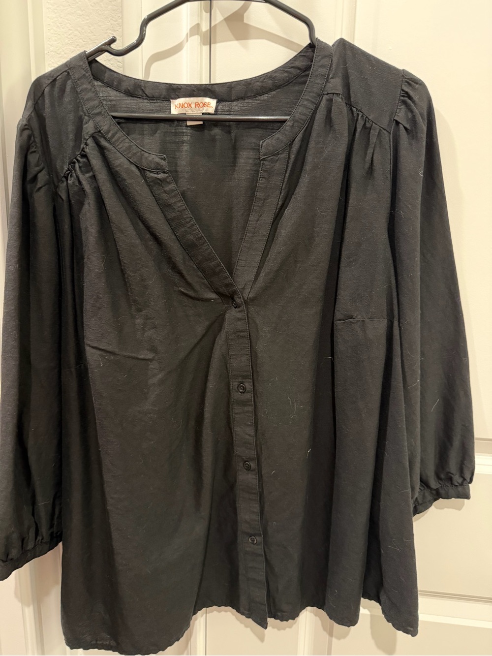 Knox Rose Black Button-Front Peasant Top